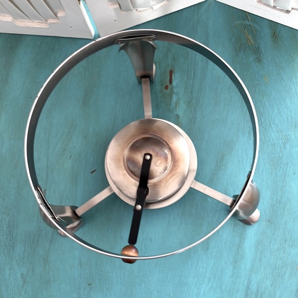 Stainless Steel Chafing Dish Set, Crafted in U.S.A. - Picture 5 of 9